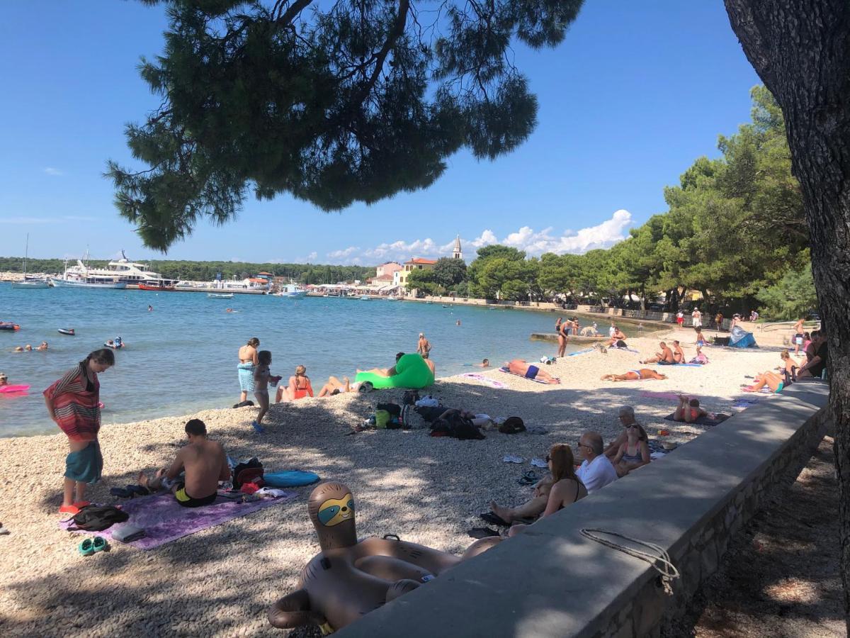 Istrian Stone House In The Heart Of The Beautiful Fishing Village Fazana - Only Few Steps From The Sea And The Wonderful Beach - Incl Plasma-Quad-Plus-Filter Against C O V I D Extérieur photo